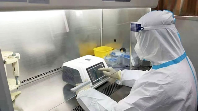 我院引进两台实时荧光核酸快速检测仪正式投入使用