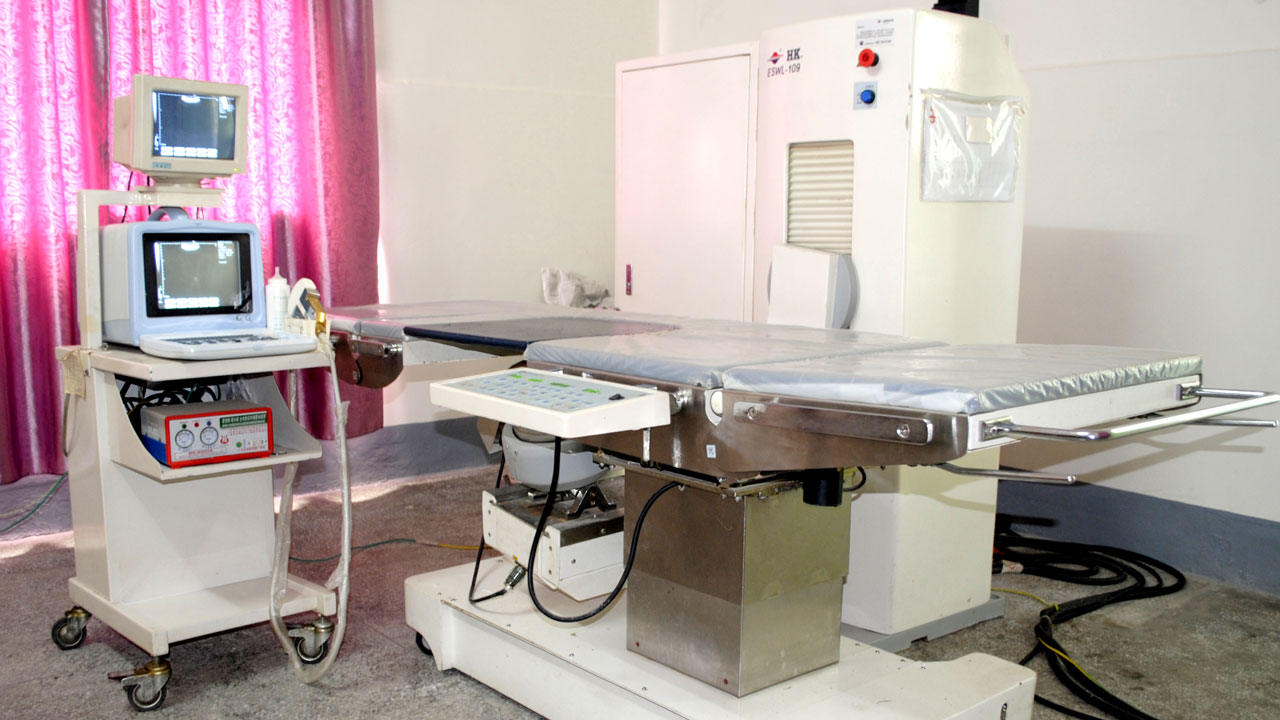 202201141445332722.jpg 体外震波碎石机.jpg