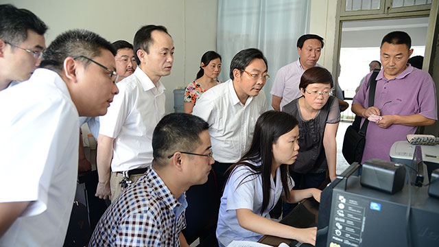 湖北省卫计委副主任朱惠民来我院指导工作