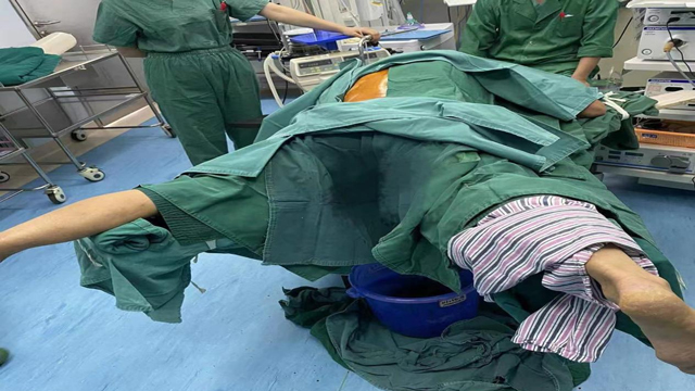 走进“双镜”时代