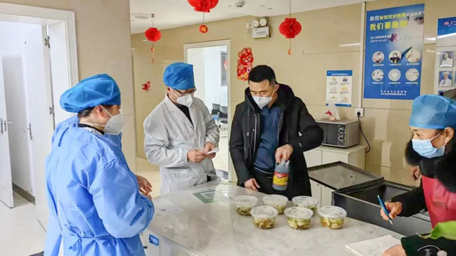 用真心温暖人心，将关爱付诸行动