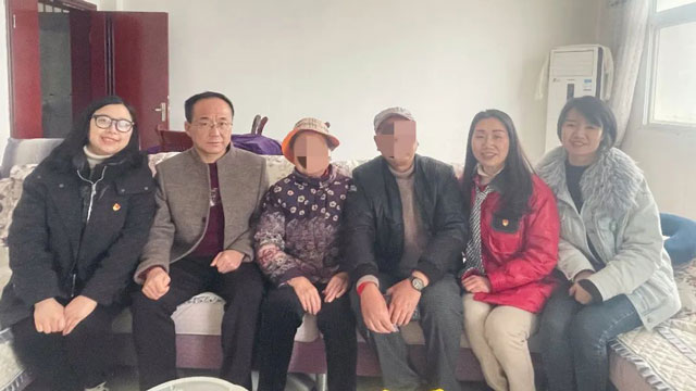 来凤县人民医院：入户随访延续温暖医疗服务