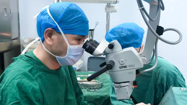 省人民医院眼科专家江双红博士坐镇我院！