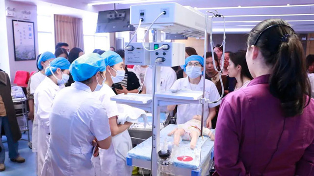 来凤县2023年《新生儿窒息复苏技术操作规范培训》学习班在来凤县人民医院启动