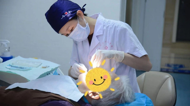 医讯：武汉大学口腔医院专家坐镇我院