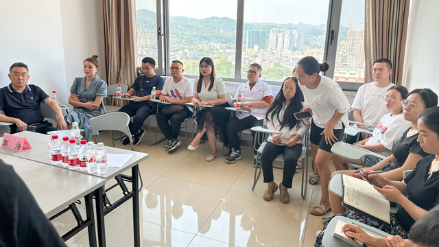 2023年9月15日恩施州中心医院与来凤县人民医院开展“医心为民 党建+”活动