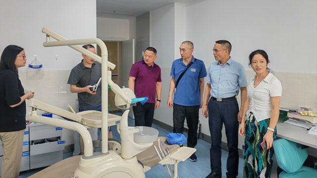 2024年7月18日武汉大学口腔医院院长尚政军来院调研