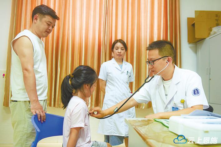 湖北日报|才智互引 龙盘凤栖 来凤龙山探索人才跨省协作模式