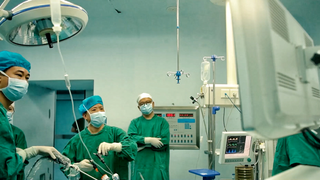 “小切口” “大手术”——县人民医院常态开展腹腔镜技术