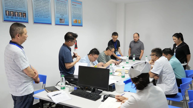 省卫生健康委专家组深入我院现场调研